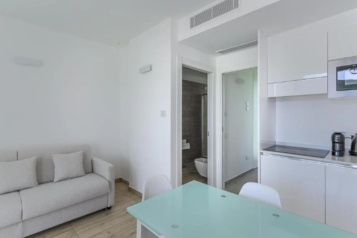 Stunning Capo Falcone Charming Apartments Num1358 スティンティーノ